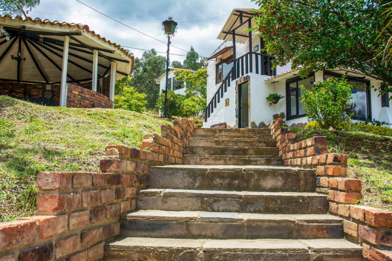 Villa Patty Tibasosa Eksteriør bilde